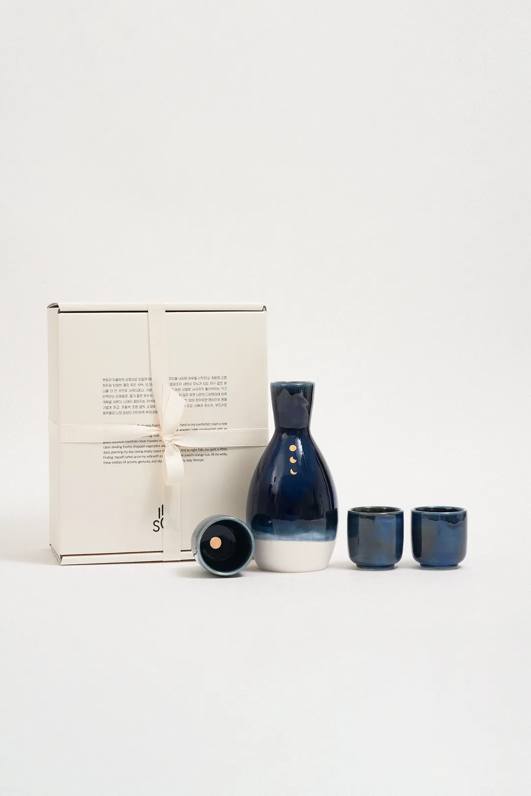 Drink Set 'Moonlit Nights' 1 Bottle & 3 Cups